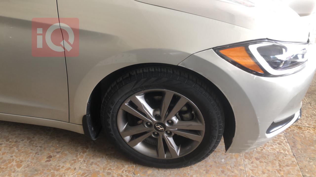 هیوندای ئەلەنترا